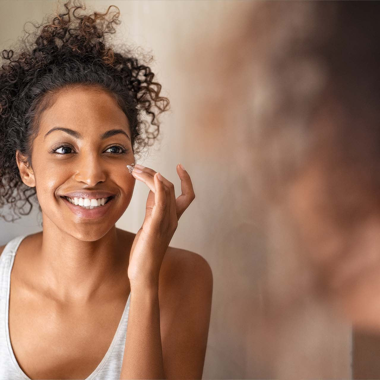 8 Steps to Support Skin Aging